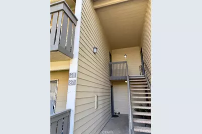 3535 Banbury Drive #88, Riverside, CA 92505 - Photo 2