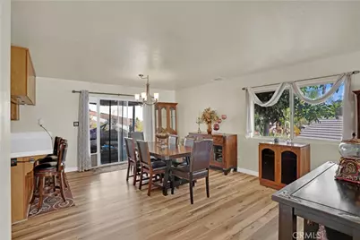 22196 Hoofbeat Way, Canyon Lake, CA 92587 - Photo 10