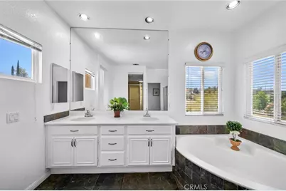 29 Villa Roma, Lake Elsinore, CA 92532 - Photo 26