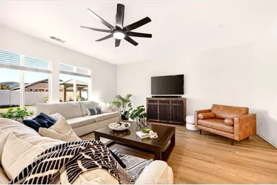 26101 Redoak St, Menifee, CA 92584 - Photo 14