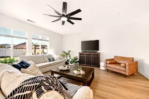 26101 Redoak St, Menifee, CA 92584 - Photo 14