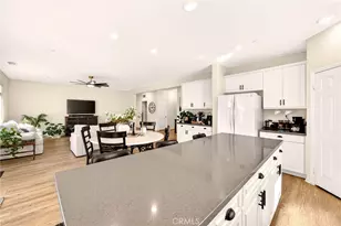 26101 Redoak St, Menifee, CA 92584 - Photo 22