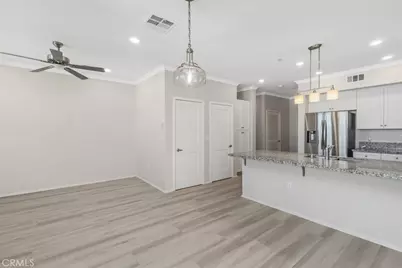 10292 Artesia Boulevard, Bellflower, CA 90706 - Photo 12