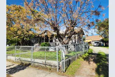 305 W Heald, Lake Elsinore, CA 92530 - Photo 2