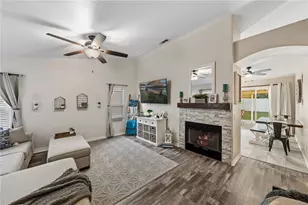 31285 Hamburg, Winchester, CA 92596 - Photo 14