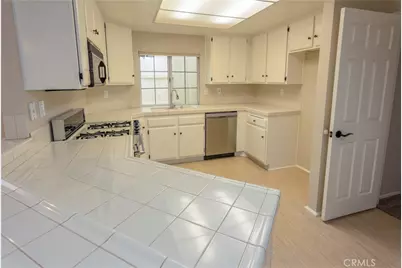 28050 Bavaria Drive, Menifee, CA 92585 - Photo 4