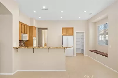 37528 Windsor Court, Murrieta, CA 92562 - Photo 10