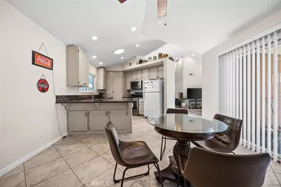 22952 Joaquin Ridge Drive, Murrieta, CA 92562 - Photo 6