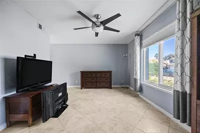 22952 Joaquin Ridge Drive, Murrieta, CA 92562 - Photo 14