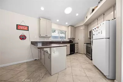 22952 Joaquin Ridge Drive, Murrieta, CA 92562 - Photo 8