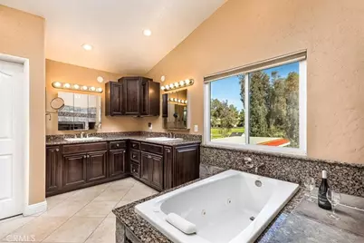 23860 Cadenza, Murrieta, CA 92562 - Photo 18