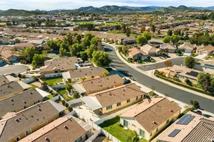 30300 Cherry Opal, Menifee, CA 92584 - Photo 32