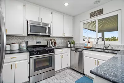 26108 Baldy Peak, Menifee, CA 92586 - Photo 18