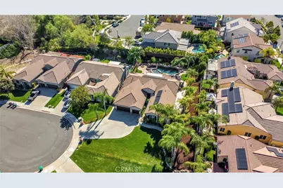 26635 Paddington Court, Murrieta, CA 92563 - Photo 10