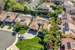 26635 Paddington Ct, Murrieta, CA 92563 - Photo 10