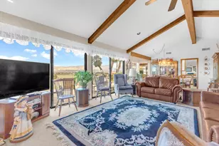 27800 Chantal Dr, Hemet, CA 92544 - Photo 14