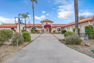 27800 Chantal Dr, Hemet, CA 92544 - Photo 2