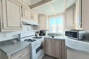 1357 Sierra Dr, San Jacinto, CA 92583 - Photo 8