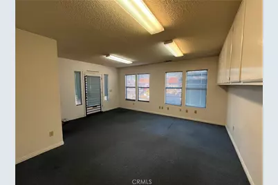 911 E Florida Avenue, Hemet, CA 92543 - Photo 6