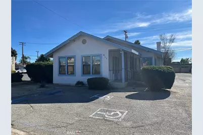 911 E Florida Avenue, Hemet, CA 92543 - Photo 2