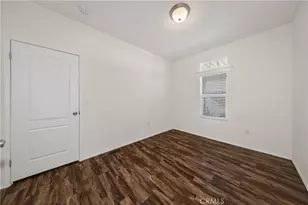 1300 W Menlo Ave, Hemet, CA 92543 - Photo 18