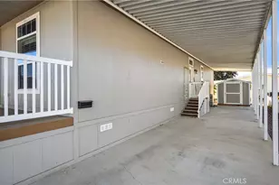 1300 W Menlo Ave, Hemet, CA 92543 - Photo 32