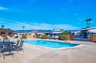 332 N Lyon, Hemet, CA 92543 - Photo 24