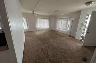 332 N Lyon, Hemet, CA 92543 - Photo 6