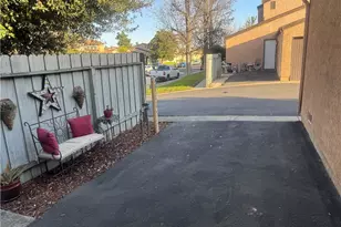 622 Parkview Dr, Lake Elsinore, CA 92530 - Photo 28