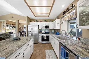 40296 Via Estrada, Murrieta, CA 92562 - Photo 16