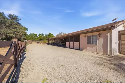 40730 Calle Bandido, Murrieta, CA 92562 - Photo 42