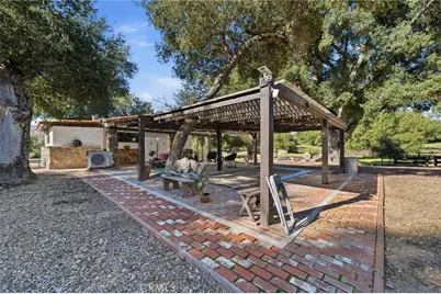 40730 Calle Bandido, Murrieta, CA 92562 - Photo 34