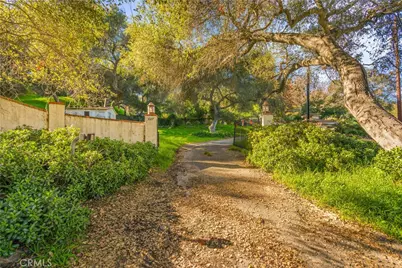 1027 S Live Oak Park, Fallbrook, CA 92028 - Photo 4