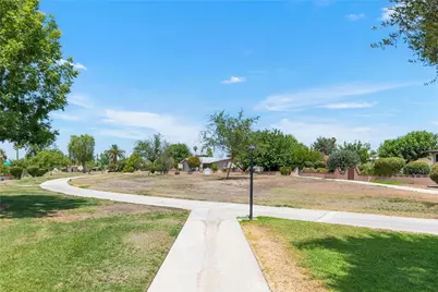 890 S Inez St. Street, Hemet, CA 92543 - Photo 36