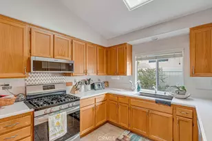 40281 Via Acuna, Murrieta, CA 92562 - Photo 8