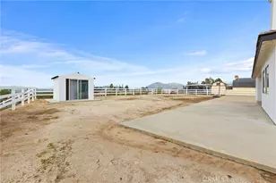22255 Rosary, Nuevo, CA 92567 - Photo 40
