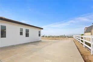 22255 Rosary, Nuevo, CA 92567 - Photo 36