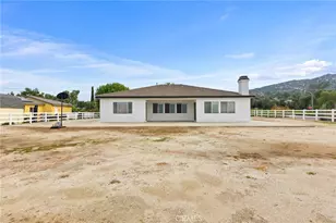 22255 Rosary, Nuevo, CA 92567 - Photo 38