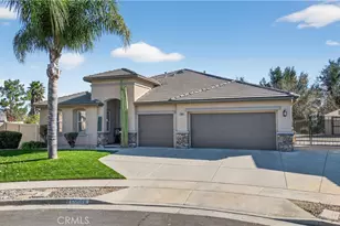 33886 Begonia, Murrieta, CA 92563 - Photo 2