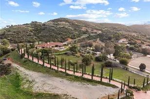 21051 Via Sevilla, Murrieta, CA 92562 - Photo 46