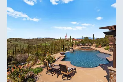 21051 Via Sevilla, Murrieta, CA 92562 - Photo 48