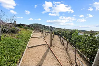 21051 Via Sevilla, Murrieta, CA 92562 - Photo 36