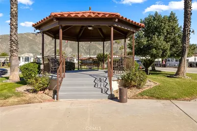 1427 Sierra Drive, San Jacinto, CA 92583 - Photo 22