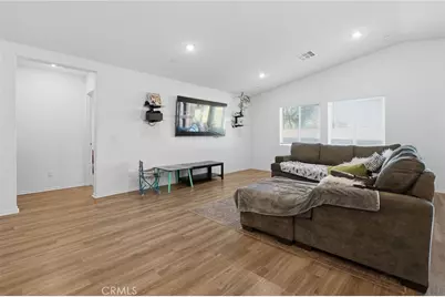 1262 Allegiance Avenue, Hemet, CA 92543 - Photo 2