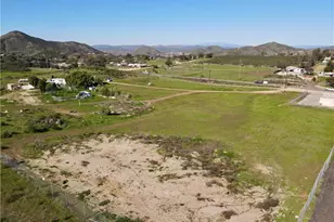 25099 Bundy Canyon, Menifee, CA 92584 - Photo 8