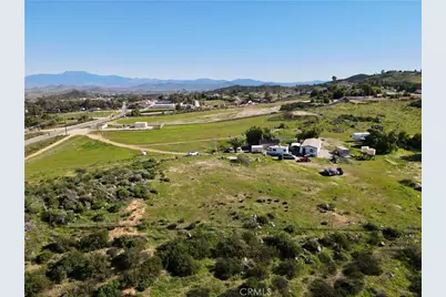 25099 Bundy Canyon, Menifee, CA 92584 - Photo 12