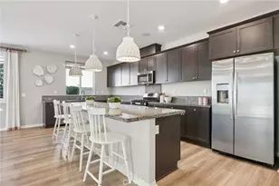 32057 Rambling Ct, Winchester, CA 92596 - Photo 10