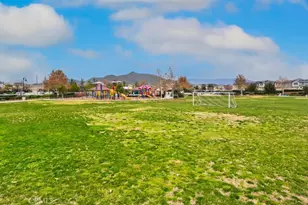 32057 Rambling Ct, Winchester, CA 92596 - Photo 32