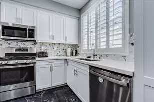 625 Savi Dr, Corona, CA 92878 - Photo 8
