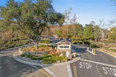 27665 Bottle Brush Wy, Murrieta, CA 92562 - Photo 48